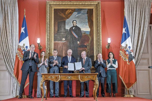 BofA prevé una aceleración del PIB de Chile a 3% el próximo año de la mano del proyecto de reconstrucción