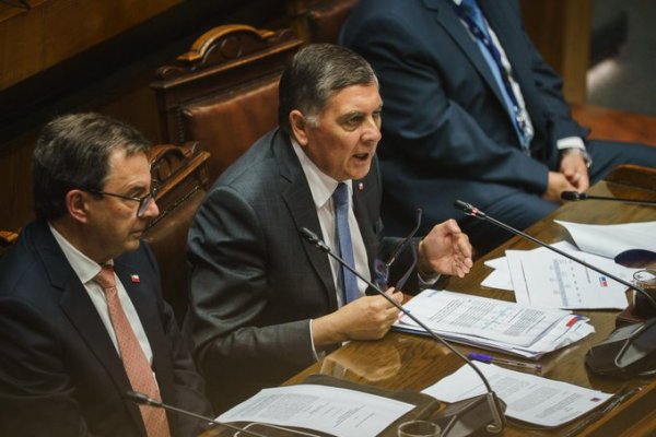 La Moneda llama a los senadores del PPD a cumplir el acuerdo por ley miscelánea: “En política el valor de la palabra empeñada es lo que manda"
