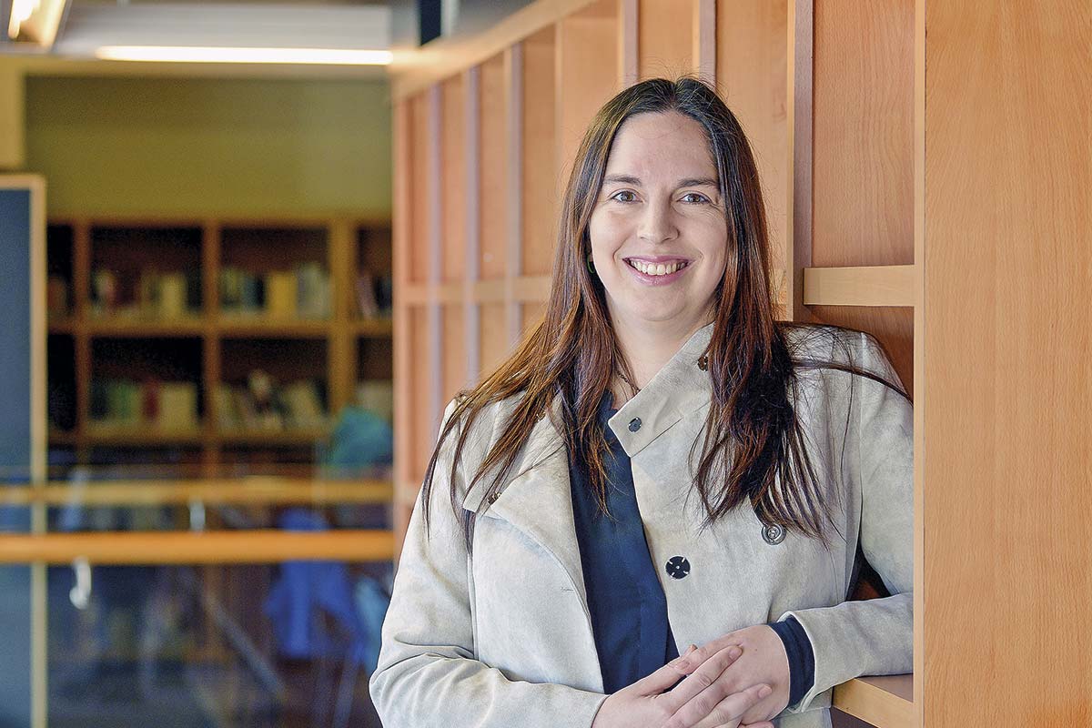 <p>Loreto Bravo, directora del Instituto de Data Science UDD: “Los países del sur global deben tener sus propios modelos de IA para asegurar la continuidad si cambia el acceso”</p>