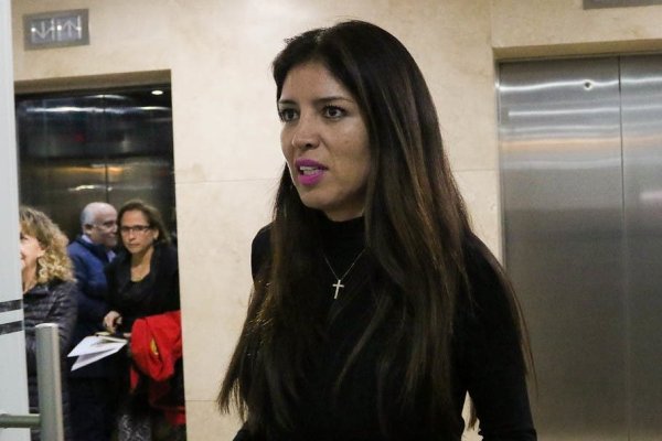 Karen Rojo regresa este miércoles a Chile y la justicia definirá cuánto de su condena ya cumplió en Países Bajos