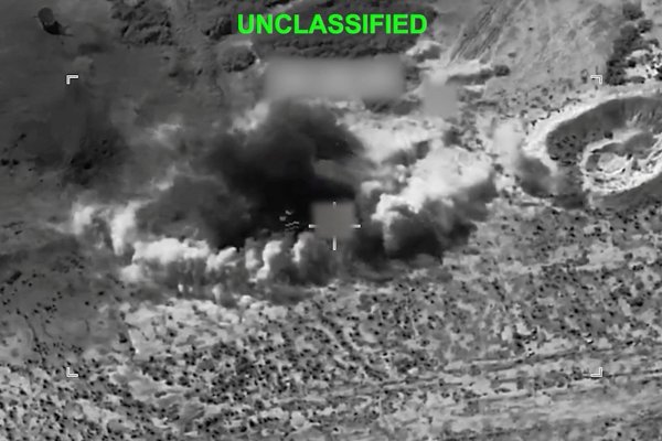 <p>EEUU lanza nuevos ataques contra Irán mientras se agrava la crisis en el estrecho de Ormuz</p>