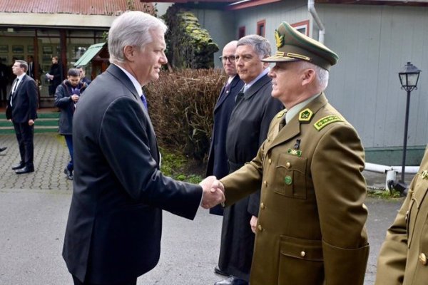 <p>Presidente Kast participa en velorio de carabinero asesinado en Valdivia</p>