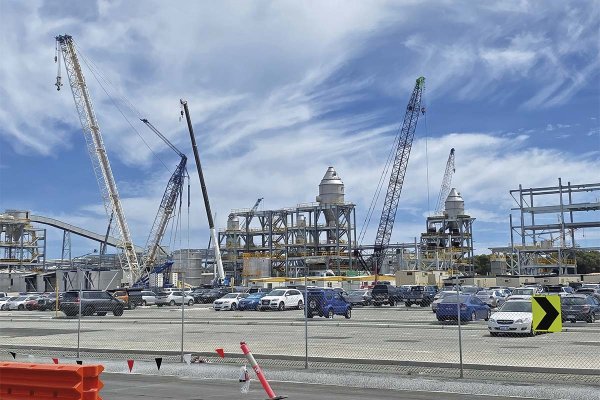 <p>Mejores precios, demanda y limitaciones en Chile: las razones de SQM para ampliar su inversión en Australia</p>