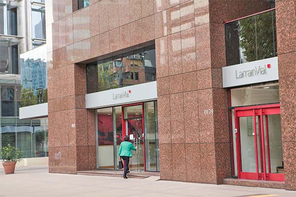 Caso Factop: en qué están los ejecutivos de LarrainVial que fueron recientemente sobreseídos