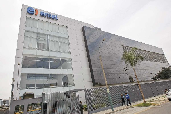 <p>Entel Perú y gobierno de Keiko Fujimori: “Se vienen años de estabilidad política para el país y un ambiente propicio” para la inversión</p>