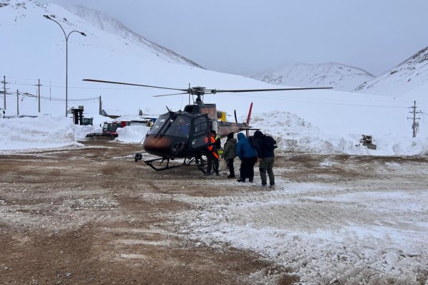<p>Barrick completa evacuación de trabajadores desde campamento Barriales y mantiene apoyo logístico tras emergencia climática</p>