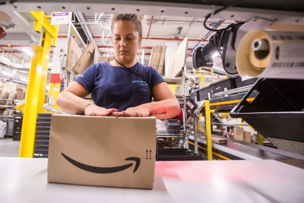 <p>En enero Amazon despidió a 16 mil trabajadores. Foto: Bloomberg</p>
