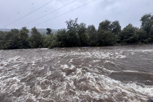 Desborde del río Mataquito amenaza la conectividad de la Ruta 5, activa Alerta Roja y moviliza evacuaciones preventivas en la Región del Maule