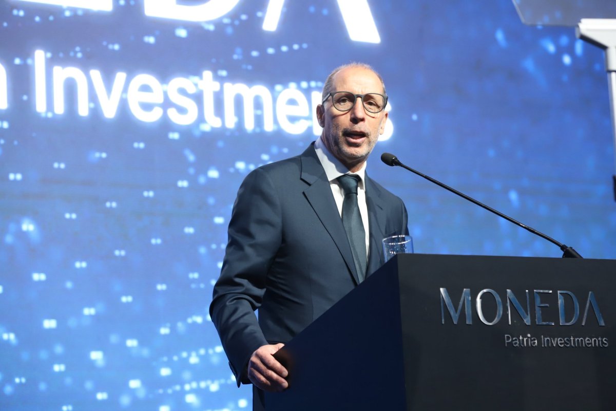 <p>Presidente de Moneda Patria Investments: "Estoy claramente más optimista respecto de Chile que hace un año"</p>