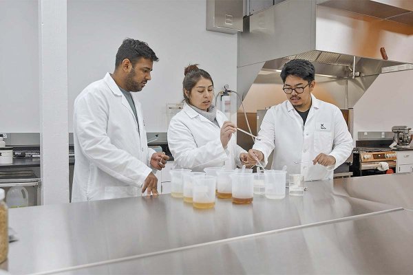 <p>Laboratorio de NotCo.</p>