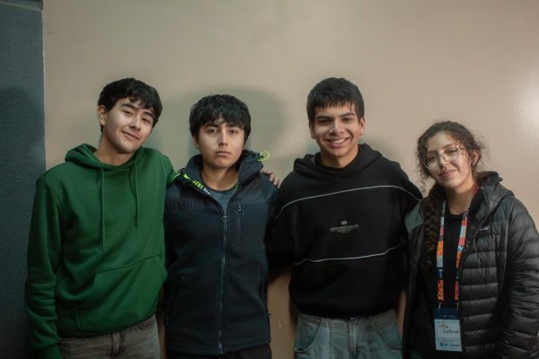 Los cuatro escolares que representarán a Chile en el mundial de programación