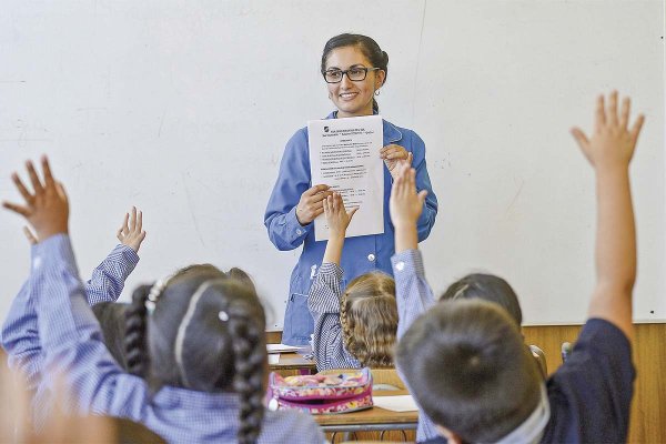 <p>Panel UC respalda establecer criterios de selección escolar desde 7° básico</p>