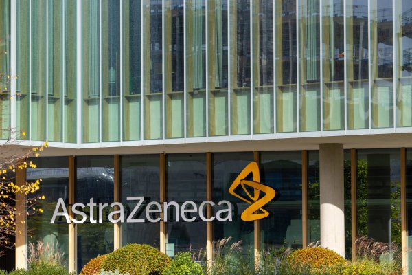 AstraZeneca mantiene conversaciones con Bristol Myers Squibb para una posible fusión por valor de US$ 400.000 millones