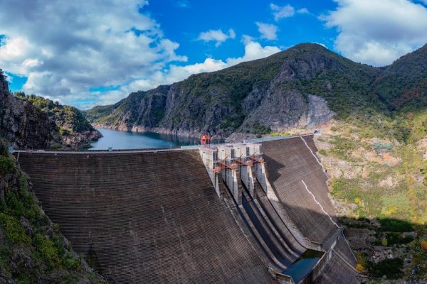 <p>Enel Generación inicia vertimiento y abre compuertas de Central Ralco ante crecida de ríos por intensidad de lluvias</p>