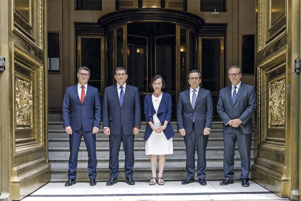 <p>Minuta del Banco Central afianza expectativa de una mantención de tasas en próximas reuniones</p>