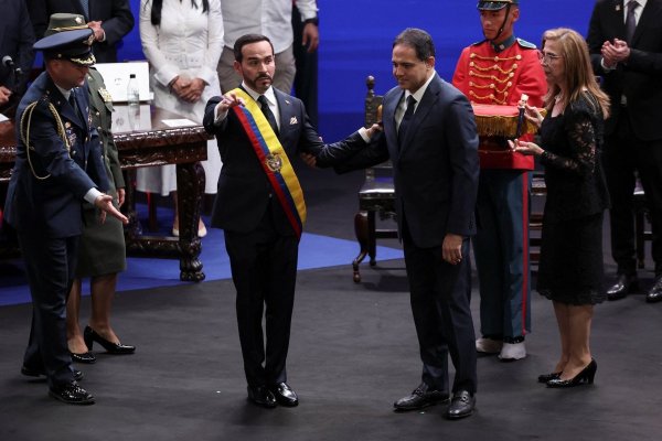 Colombia: Abelardo De La Espriella anuncia reforma tributaria y plan de congelamiento del gasto público