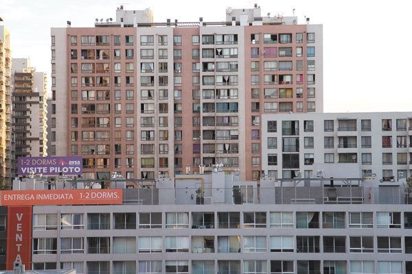 Crecimiento mundial de precios de viviendas se modera: Chile entre los 15 territorios con mayor alza nominal en el primer trimestre