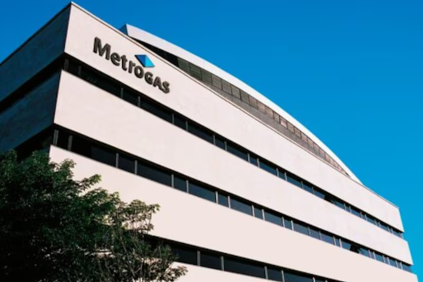<p>Argentina Edenor desembolsa US$ 780 millones por MetroGas, de YPF, y amplía el imperio energético de sus controladores</p>