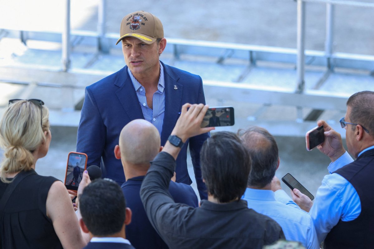 <p>"La Armada de Estados Unidos puede mantener un bloqueo como ese de forma indefinida", declaró Hegseth a la prensa durante un viaje a Panamá. (Foto: Reuters)</p>