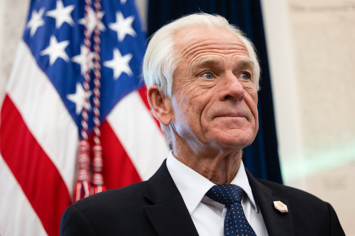 <p>Peter Navarro advierte a países con aranceles bajos: acceso preferencial a EEUU “no es una licencia” para triangular exportaciones</p>