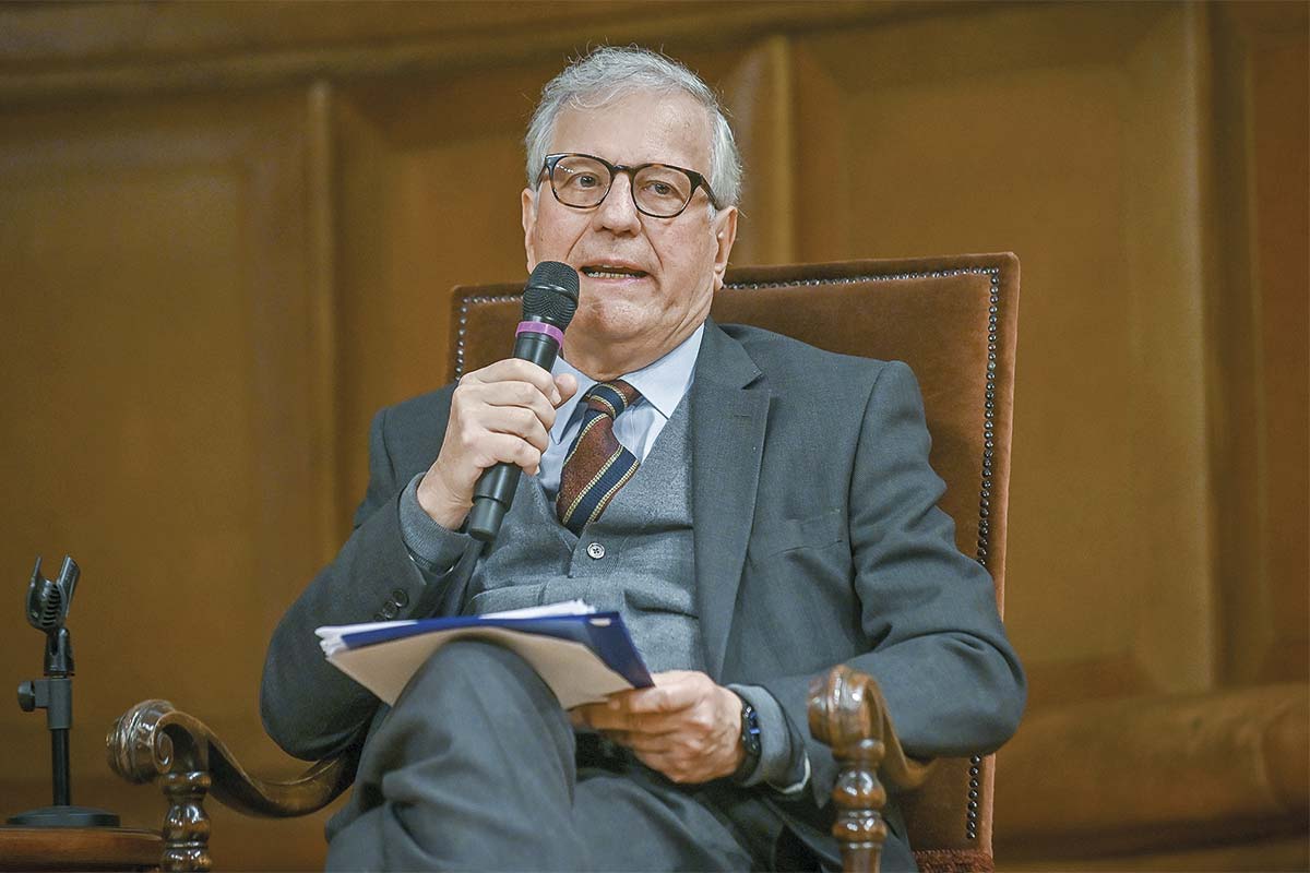 <p>Fernando Echeverría presidente del directorio de Echeverria Izquierdo.</p>