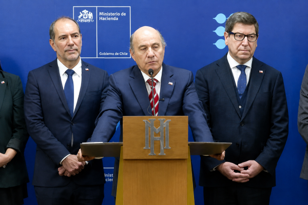Ministro Quiroz anuncia que reconstrucción del norte partirá con recursos obtenidos de la venta de activos fiscales