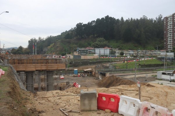 Presidente Kast comprometió ayuda a contratistas del Biobío para solucionar pago de millonarias deudas generadas por constructora española