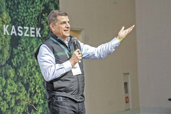 Nicolás Szekasy cofundador y managing partner de Kaszek: “Debería haber compañías de IA chilenas que sean las mejores del mundo en minería”