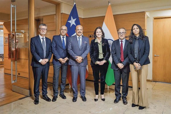Estévez tras reunión: “Valoramos esta visita como una muestra del compromiso de la India con esta negociación”