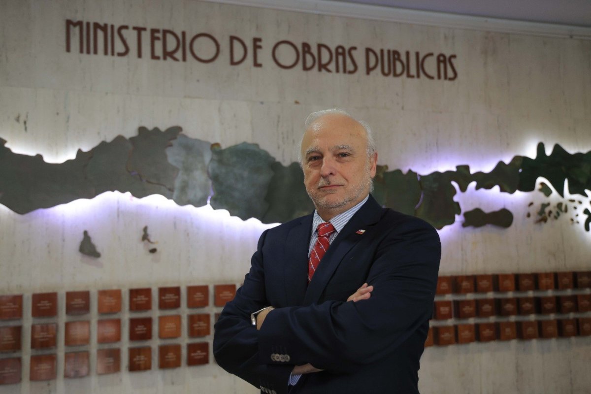 MOP pone fin a seis meses de vacancia y nombra nuevo director nacional de Obras Hidráulicas