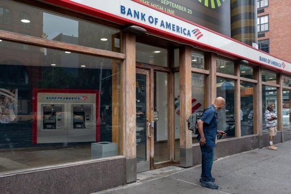 Vicepresidenta de Bank of America muere tras ser apuñalada en Nueva York