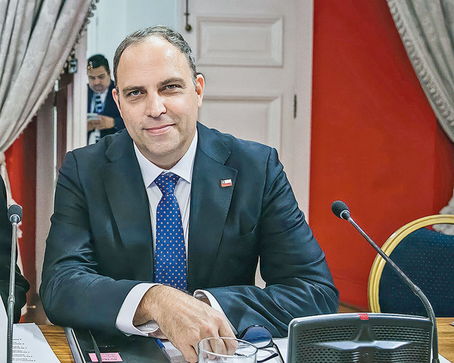 Subsecretario de Economía anuncia que el INE actualizará la medición del costo de transporte
