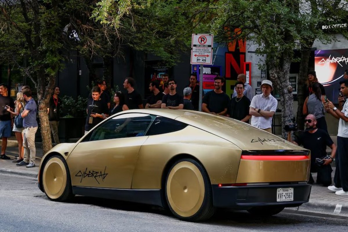 Tesla se desploma un 6%, su mayor caída en seis semanas, tras debut del Cybercab
