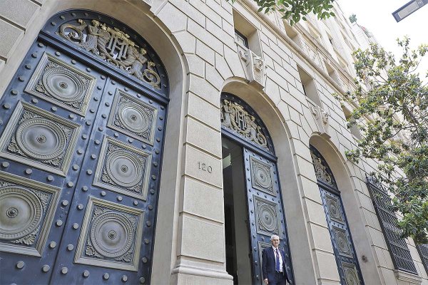 Gobierno posterga para mañana miércoles el estreno de la reforma de capitales MK4: dejaría fuera cambios a la TMC y licitación de seguros de desgravamen
