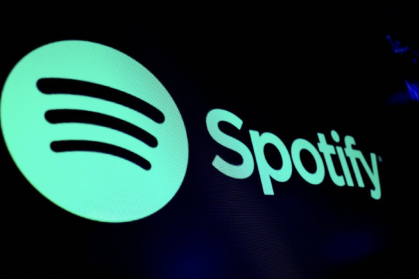 Spotify abre la billetera a los podcasters chilenos: su programa de pagos llega a fin de año al país
