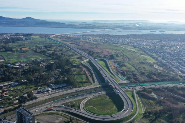 Puente Industrial sobre el río Biobío, en Concepción, cumple su primer año de operación con 5,5 millones de tránsitos y 950 mil vehículos