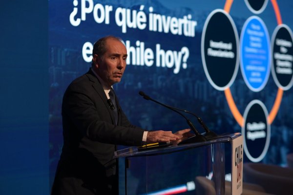 La invitación a los inversionistas en Madrid fue que “planteen los proyectos que sean atractivos, ojalá que tengan menos subsidio". (Foto: ChileDay 2026)