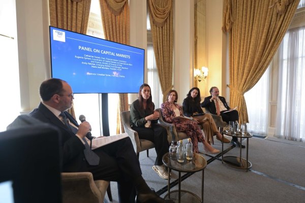 El panel fue moderado por el presidente de ChileDay, Cristóbal Torres.