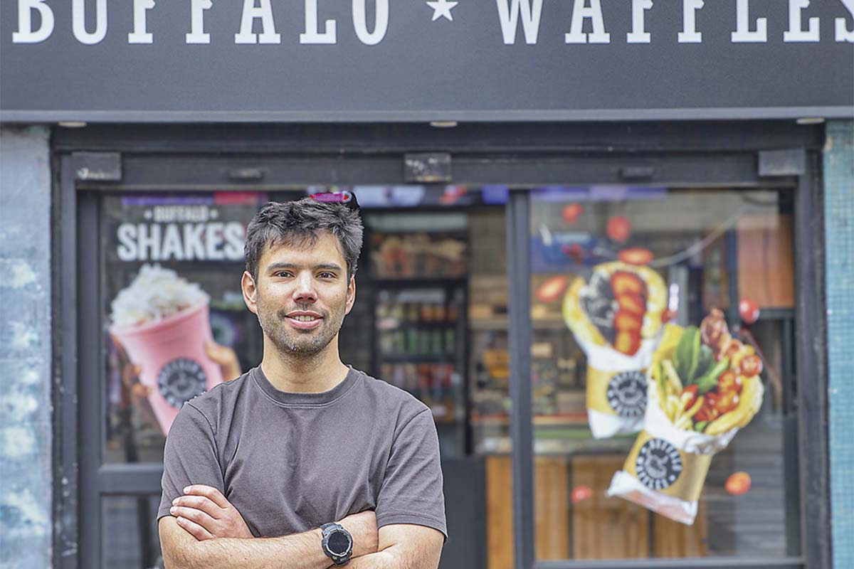 El fundador de Buffalo Waffles, Thomas Schulze. Foto: Julio Castro.