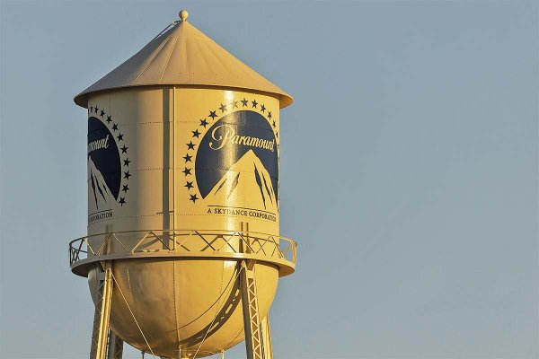 Paramount llega a un acuerdo histórico y despeja el camino para fusionarse con Warner Bros