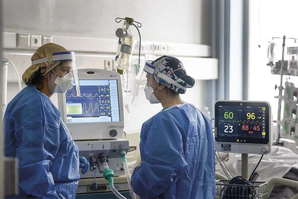 Los otros problemas en el mercado laboral: sobrecarga y vulnerabilidad afectan a más de ocho de cada 10 lugares de trabajo en el país