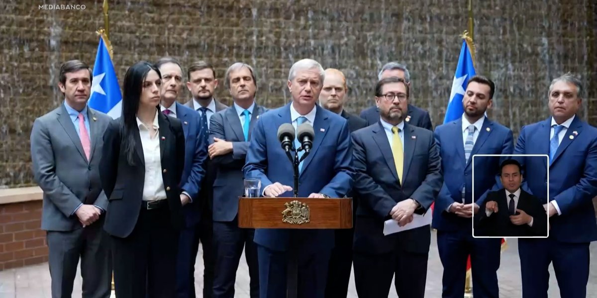 Ahora en DF | Kast analiza medidas paliativas por eventual prohibición de exportaciones de diésel desde EEUU