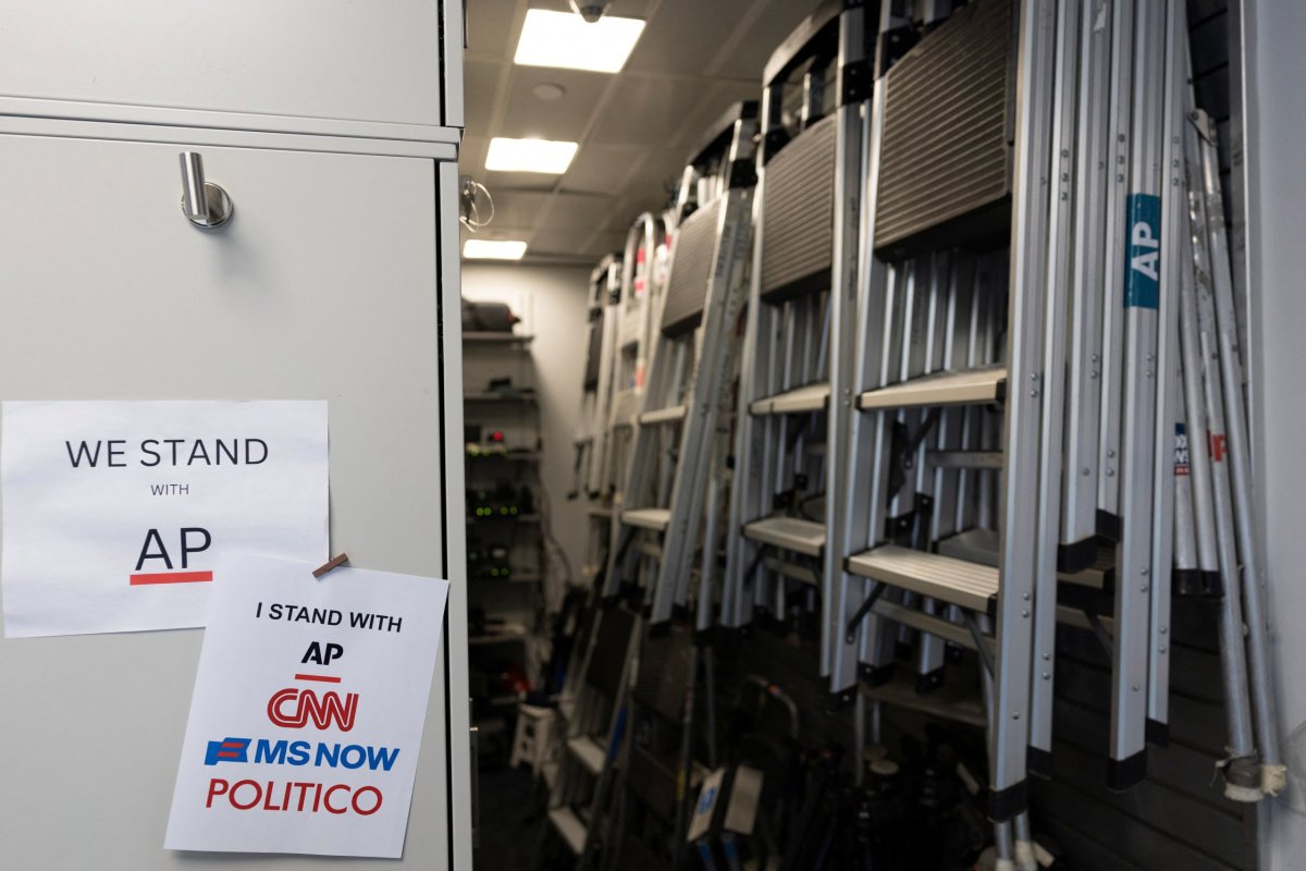 Los medios de prensa vetados por Trump pudieron regresar a la Casa Blanca tras una orden judicial