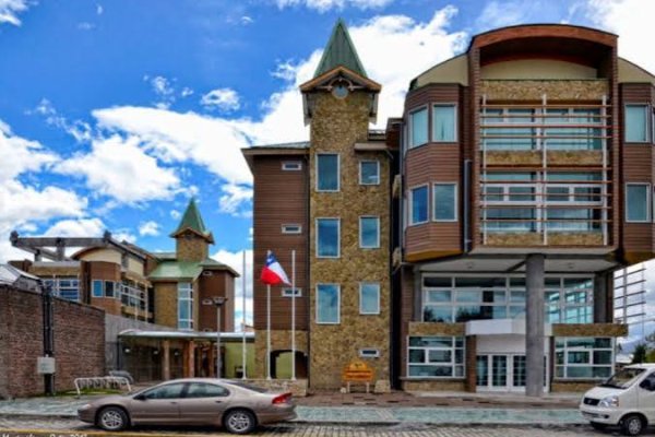 Tribunal condena por cohecho a exalcalde de Puerto Natales: recibió $ 67 millones para favorecer a empresa durante licitación