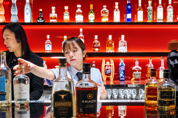 Pisco chileno llega al exclusivo bar de Gucci en Osaka y gana espacio en el mercado premium de Japón