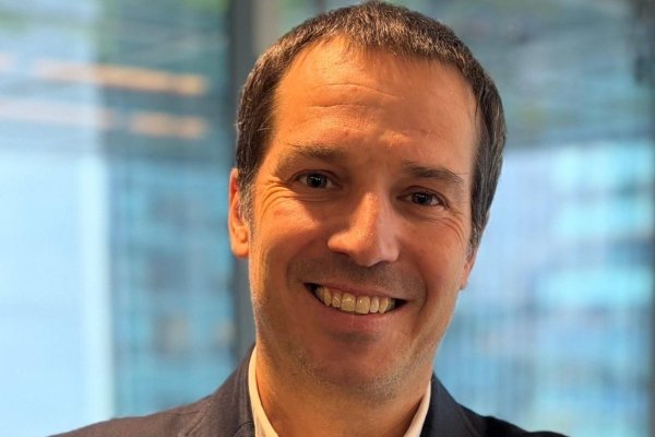 Juan Cristóbal López, actual gerente corporativo de Ecommerce, asumirá como gerente general de Falabella Retail Chile a partir del 15 de octubre.