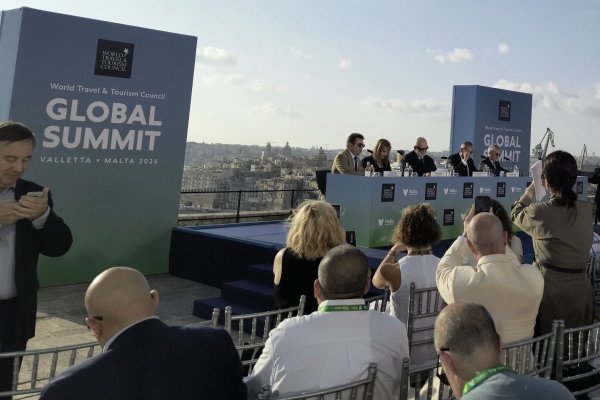 Bajo el lema FUTU[RE]SET, la cita reunirá durante estos días a directores ejecutivos, ministros, parlamentarios, autoridades turísticas y representantes de organismos internacionales.