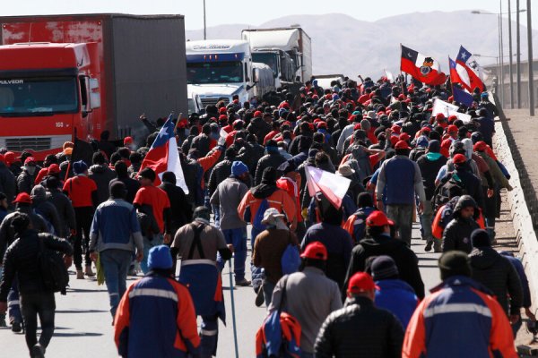 Sindicato de supervisores y Minera Escondida no logran acuerdo: huelga partiría a las 8 AM del miércoles