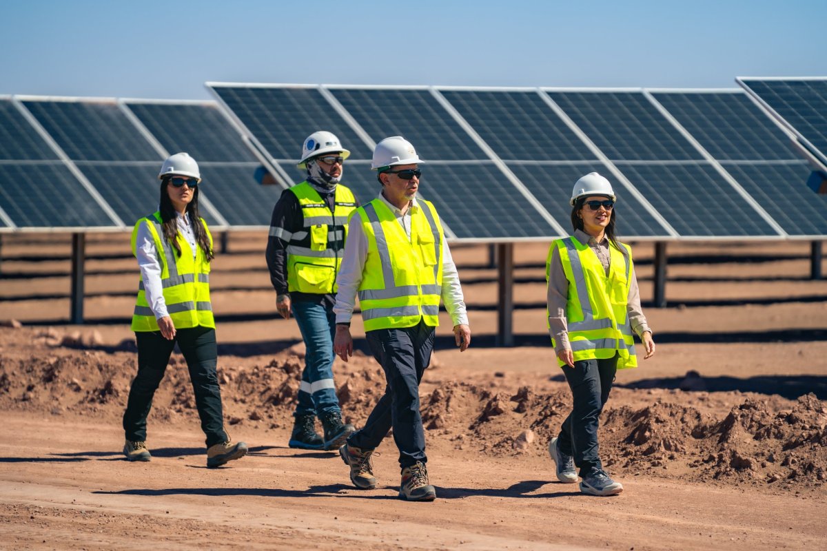 Inauguran parque fotovoltaico Aurora, en Pozo Almonte, con una inversión de US$ 224 millones