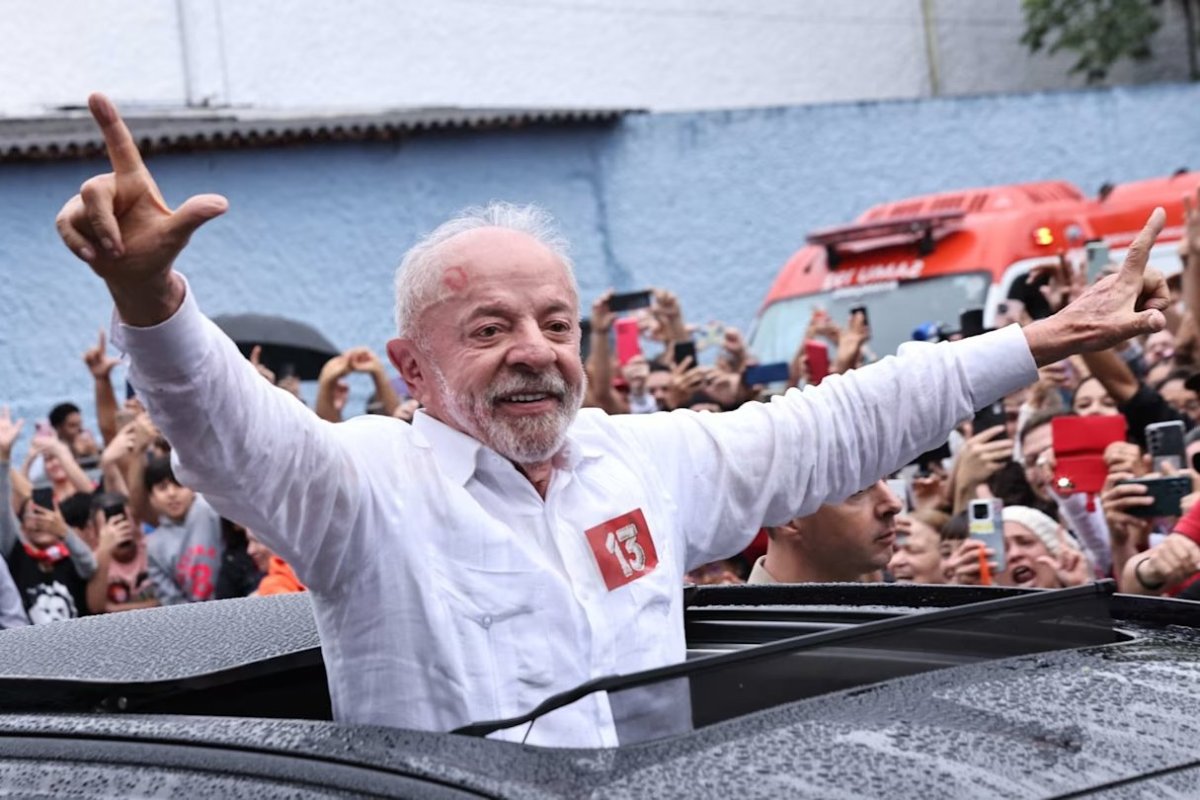 Lula se enfrenta a un ajuste fiscal tras el desplome del mercado brasileño